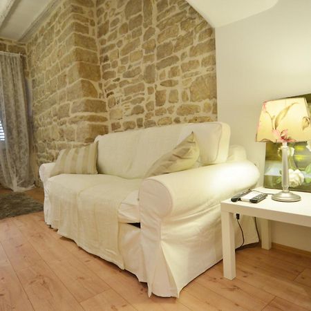Studios Villa Rossella 4 Ровінь Екстер'єр фото