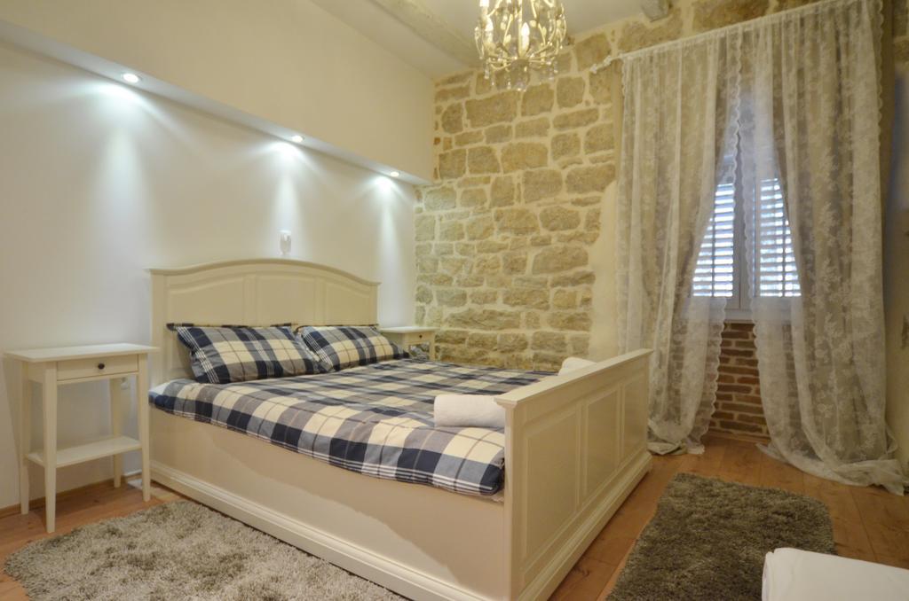 Studios Villa Rossella 4 Ровінь Номер фото