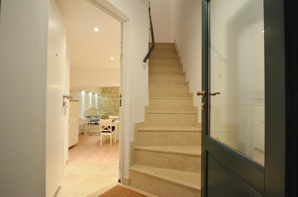 Studios Villa Rossella 4 Ровінь Номер фото